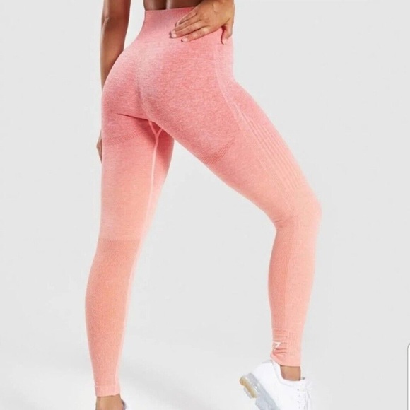 GymShark Pink Coral Ombre Seamless Set - Picture 7 of 7